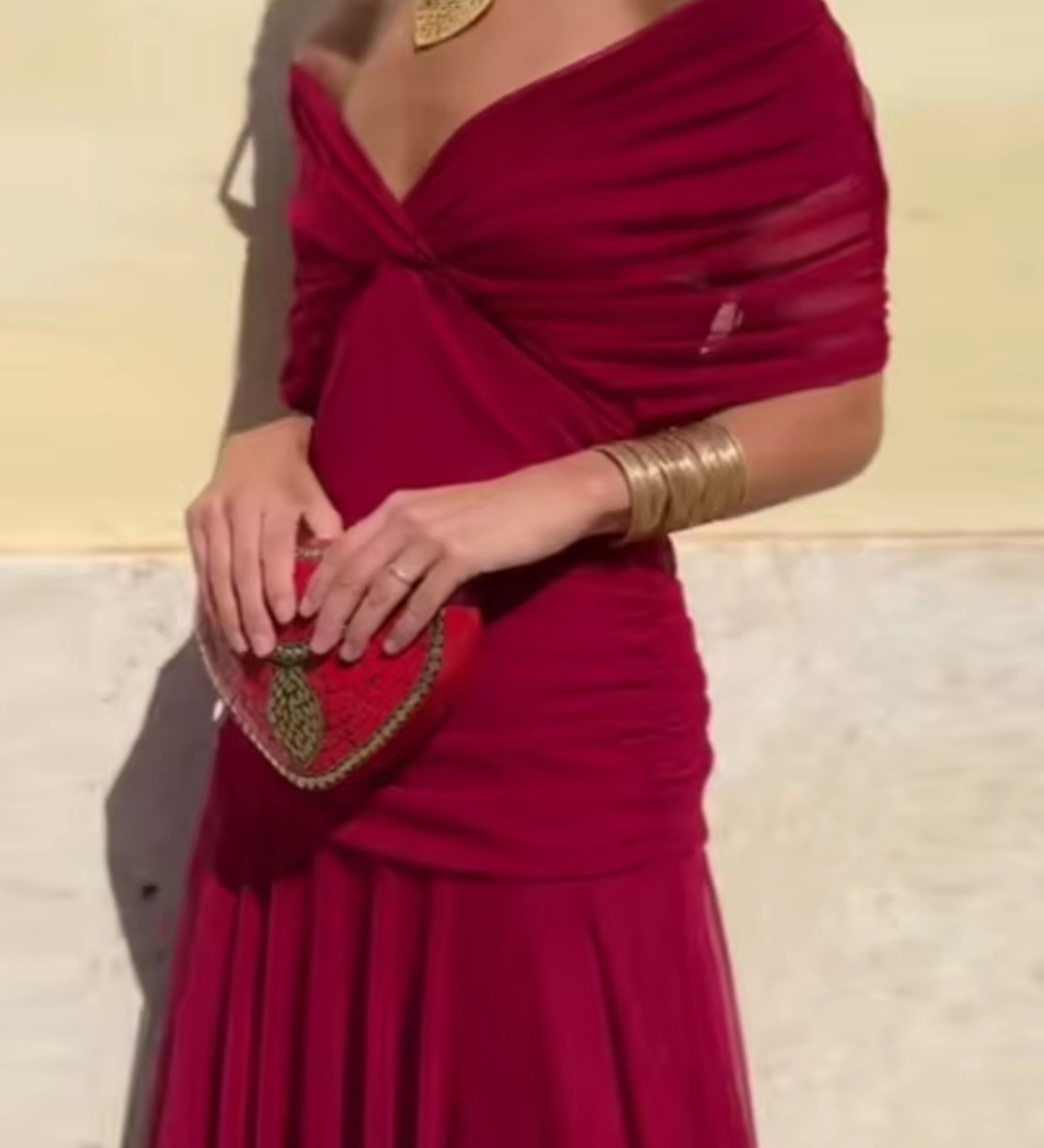 Louise | Elegantiška Maxi Suknelė su V-Formos Iškirpte